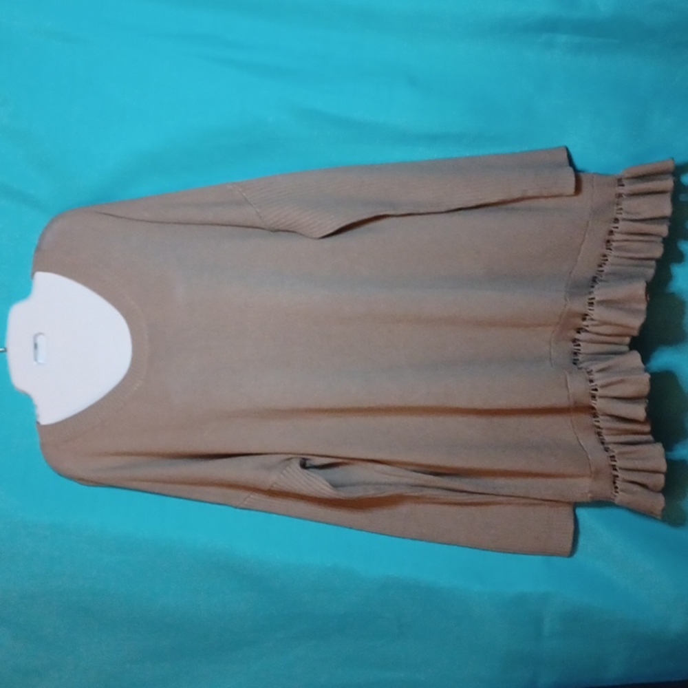 LISA RINNA Collection Light Mocha Ruffle Sweater. Size L - Picture 3 of 15